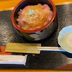 Minazushi - 岩魚親子丼