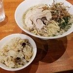 麺屋 六感堂 - チャコ飯＋ごぼうポタージュヌードル
