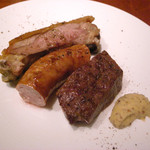 ビンゴ - 肉のグリルミスト（名古屋コーチン、イチボ、ソーセージ）