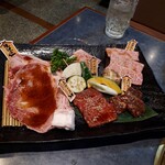 焼肉伝説 肉衛門 - 