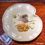 らん亭～ 美日庵 - 由良の赤海胆と剣先烏賊に関鯵の造り