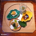 らん亭～ 美日庵 - 岩牡蠣二杯酢と銀杏､牡蠣ﾌﾗｲ､ﾊﾞﾌﾝ海胆､胡麻豆腐､蛸･芋･南瓜