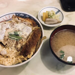 あけぼの - 上カツ丼(1,400円)