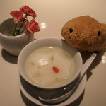 紅蘭亭 - デザートの杏仁豆腐