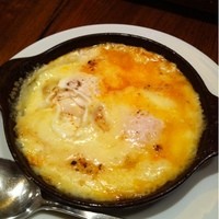  ラ･ベットラ･ダ･オチアイ イケブクロ - モッツアレラとトマトの目玉焼き