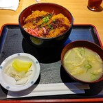 庄や - 【2020.11.16(月)】チキンカツ丼(並盛)500円