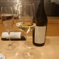 焼鳥 銀座 井 - ワイン一杯目