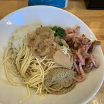 煮干らーめん 川むら - いつもの和え玉。冷静に眺めるとこれが250円って相当凄いんだけどね！