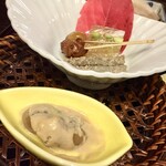 貝掛温泉 - 旬菜は盛り沢山です　糸瓜の萩寄せに無花果胡麻味噌和え 赤芋の茎も美味しかった