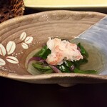 貝掛温泉 - ずわい蟹の身とかきのもとのお浸しです