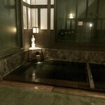 貝掛温泉 - この季節から沸かしていますが元湯は37度です