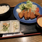 Kaisen Izakaya Hananomai Nishihachiouji Kitaguchiten - 日替わりは白身魚、イカの入ったもの、海老のフライ