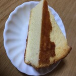 本郷パーキングエリア ショッピングコーナー - 料理写真:バターケーキ