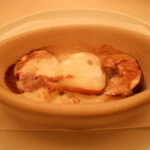 クチーナ ヒラタ - 黒イチジクのタレッジオイル焼
