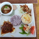 ひぐらし軒 - 娘はご飯にしました（雑穀ごはんですね♪）