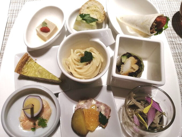 All Day Dining Shizuku オールデイダイニング シズク 旦過 バイキング ネット予約可 食べログ All Day Dining Shizuku オールデイダイニング シズク 旦過 バイキング ネット予約可 食べログ