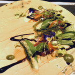 mahoroba 鉄板 沖縄 - カルパッチョ。海ぶどうの食感が好き