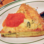 ヴィネリア グーフォ - シラスとジャガイモ小松菜のタルト