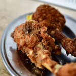 大衆酒場 五の五 - [左手前から]チューリップ 唐揚げ@90円│ソースカツ@90円