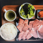 Yakiniku Oshi Wara - 