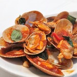 大班樓 The Chairman - 九層塔辣椒膏炒蜆 / Wild Clams Stir Fried with Chilli Jam and Basil