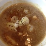 201205　味玉濃厚ニボつけ麺780円　つけ汁