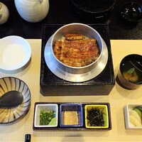 天然うなぎ しま村 - 鰻釜 竹