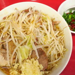 ラーメン二郎 - ラーメン小＋ニンニク多め＋青ネギ