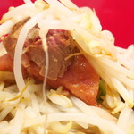 ラーメン二郎 - 豚の厚み