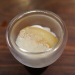 É nye - Lafrance Pear and Yogurt
