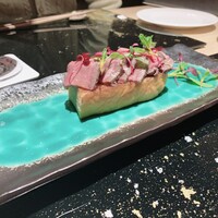 西麻布 しるく屋 - ローストビーフ、もちもちトーストにのせて