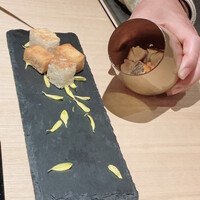 西麻布 しるく屋 - さわらのカルパッチョ、トーストにのせて