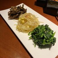 蕃 YORONIKU - 