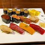 Bar&Sushi 紺と白 - すし白ディナーセットの鮨と玉