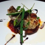 イル・ソーニョ - スズキのポワレ　カポナータソース