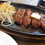 ステーキ居酒屋チャンプ - チャンプステーキ