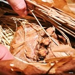 フィオッキ - 子羊の藁包みロースト