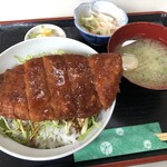 藤沼温泉 やまゆり荘レストラン - 厚めのかつ丼