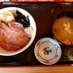 Mekikinoginji - ごま真鯛の漬け丼