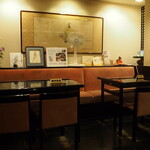 えんどう寿司 - 店内（テーブル席）