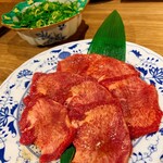 焼肉 ホルモン 鍵矢 - 
