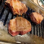 焼肉 ホルモン 鍵矢 - 