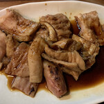 もつ焼 まるい - 【2010.10.21】白480円