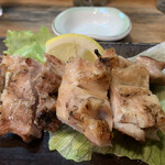 もつ焼 まるい - 【2010.10.21】地鶏ももステーキ。