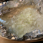 もつ焼 まるい - 【2010.10.21】軟骨ホイル焼き700円