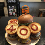 ICON - 400BURGER達成！！