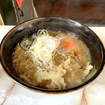 一八 - たぬきそば玉子付（470円）