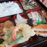 Yabuki - 天ぷらやフライは揚げたて