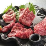 Assortment of 5 pieces of horse sashimi from Kumamoto Prefecture