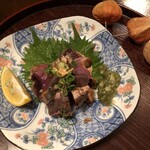 わいんとお酒とお料理 うりぼう - 本ガツオのたたき